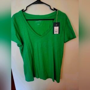 Green Universal Thread T-Shirt, Size L